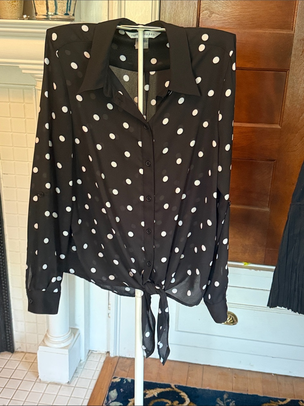 Peter Nygard Polka Dot Tie-Front Button-Down Blouse- worn 1x-great condition